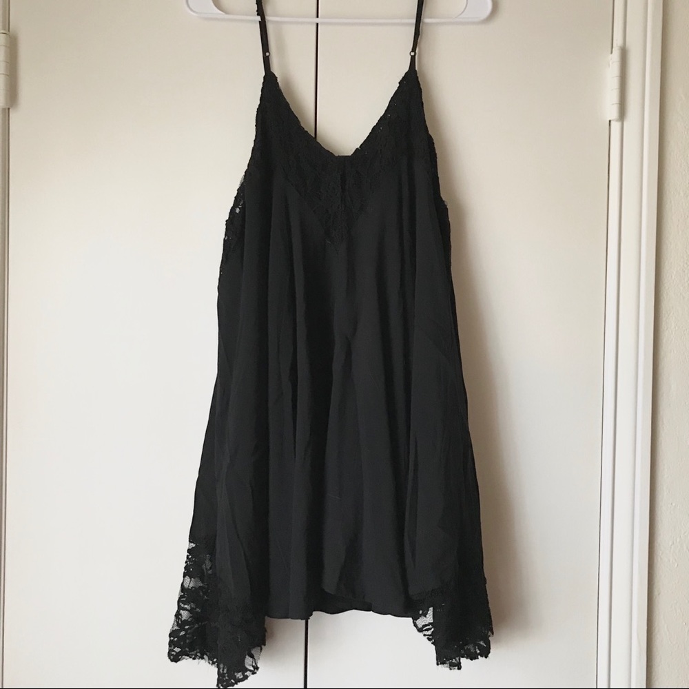 Dailylook Black Lace Trapeze Dress
